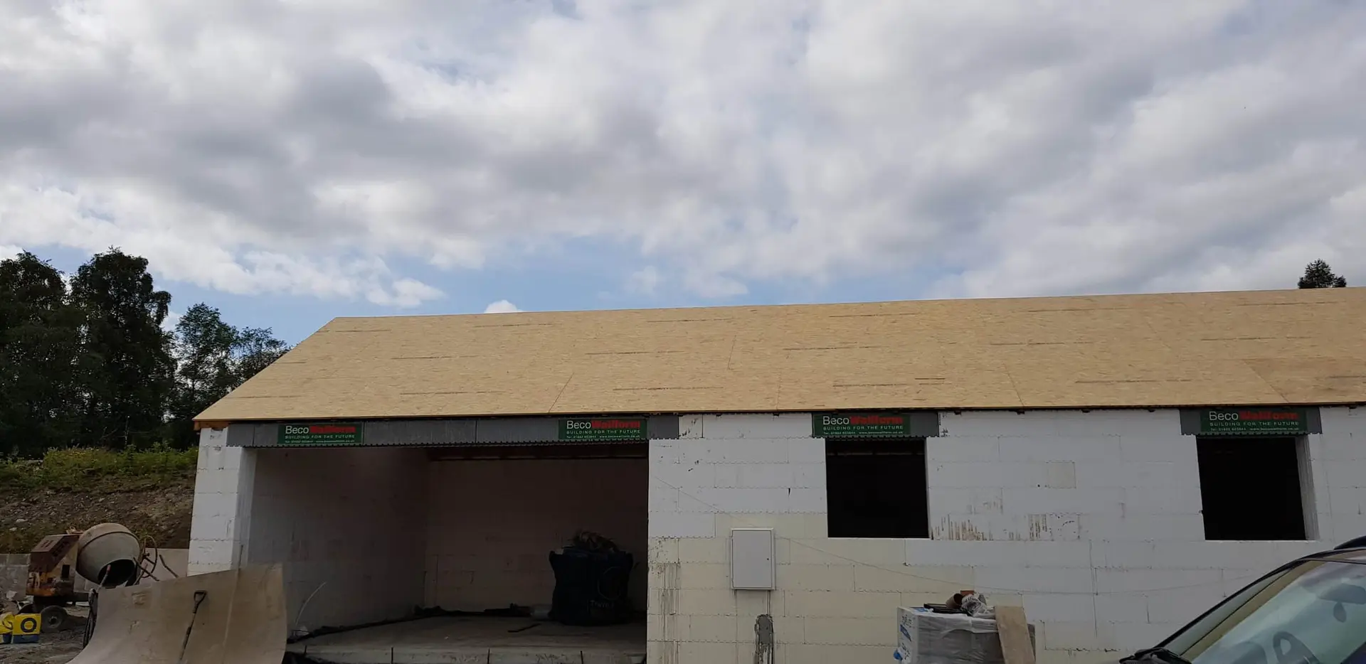 Outbuilding with ICF walls and the roof boarded